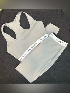 Pchee Bum Gray Scrunch Butt Matching Set Leggings & Sports Bra Size M